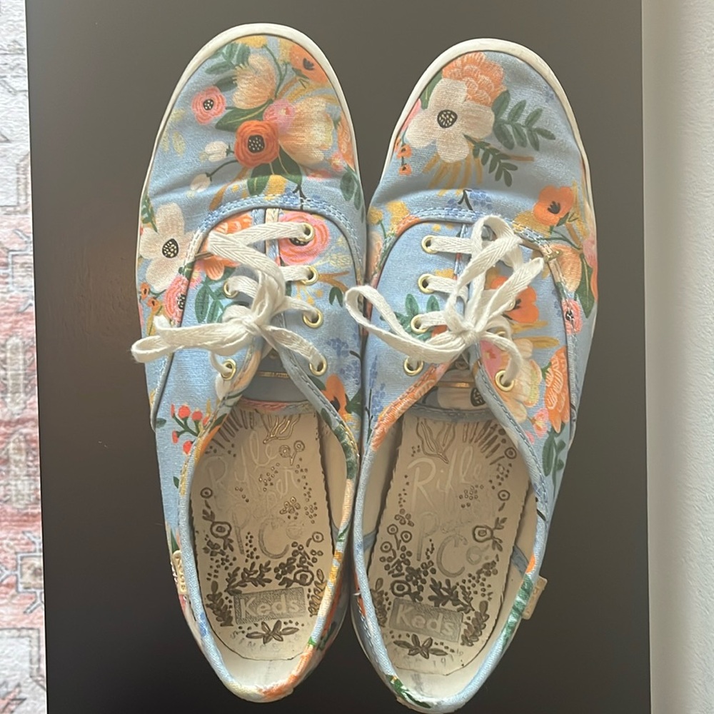 Rifle Paper Co Keds women’s size 7.5 blue floral lace up sneakers spring shoe